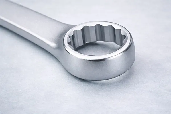 Комбинированный гаечный ключ с пескоструйной обработкой