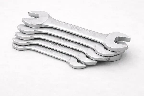 Двусторонний рожковый гаечный ключ с пескоструйной обработкой